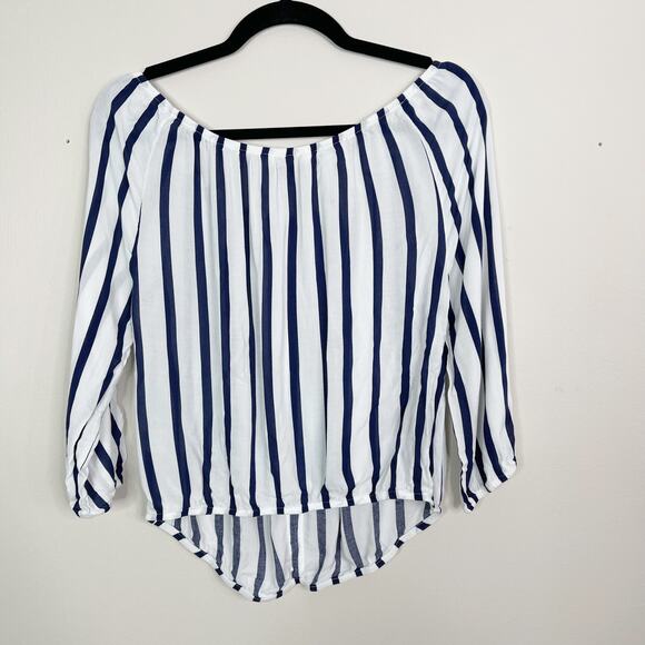 Cupcakes and Cashmere Small Striped Off The Shoulder Top White Blue Button Front - Picture 2 of 9
